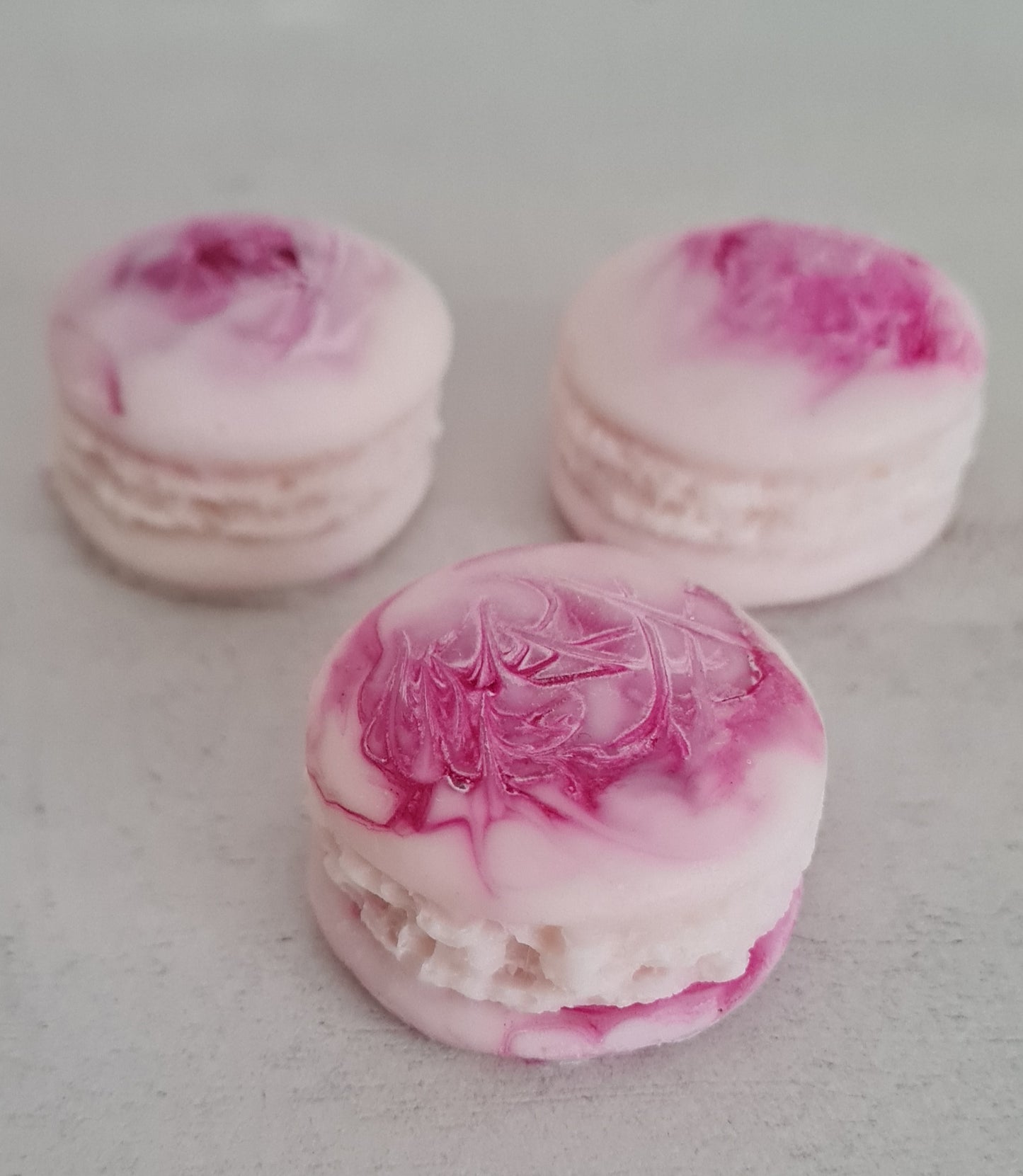 Boîte de 5 fondants macaron parfumés Framboise / Scented fondants raspberry